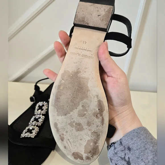 Manolo Blahnik Black Suede Crystal T-Strap Sandals Size 41 - Picture 7 of 8